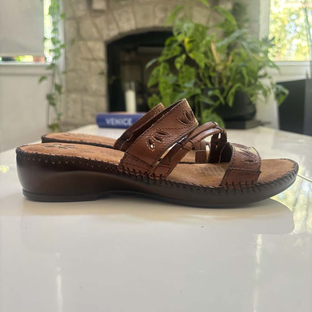 Dr. Scholl's Nealy Brown Leather Embroidered Wedge Slide Sandals Size 6.5